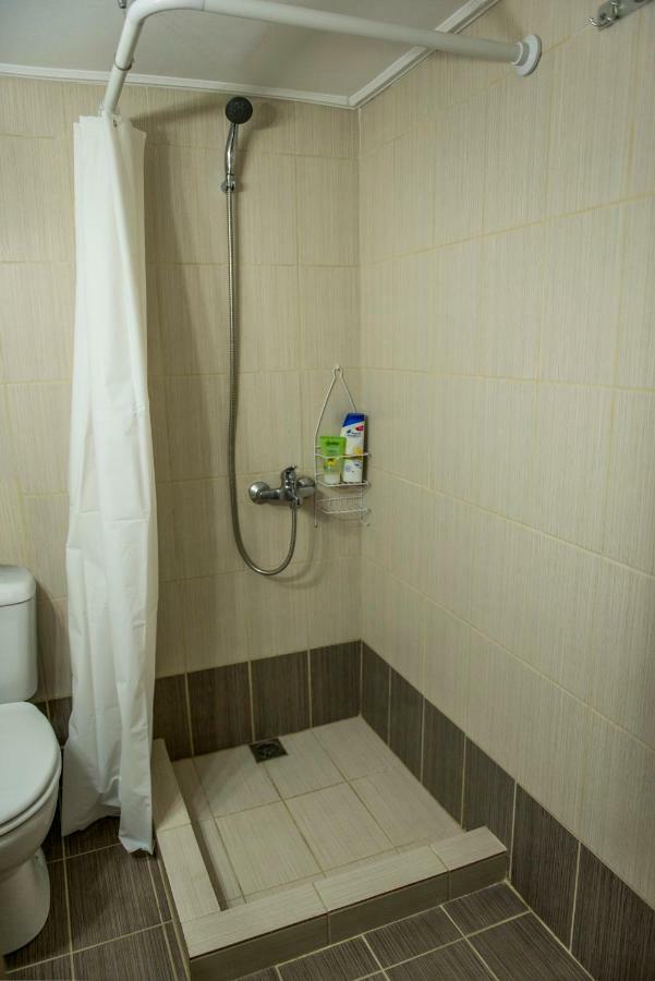 Apartamento Athenshub - Across Metro Station Exterior foto